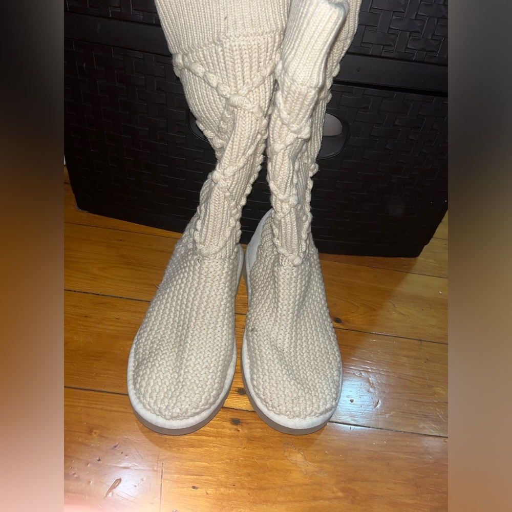 Knit Uggs